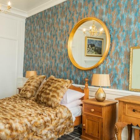 בברלי The Tudor Rose Hotel מראה חיצוני תמונה